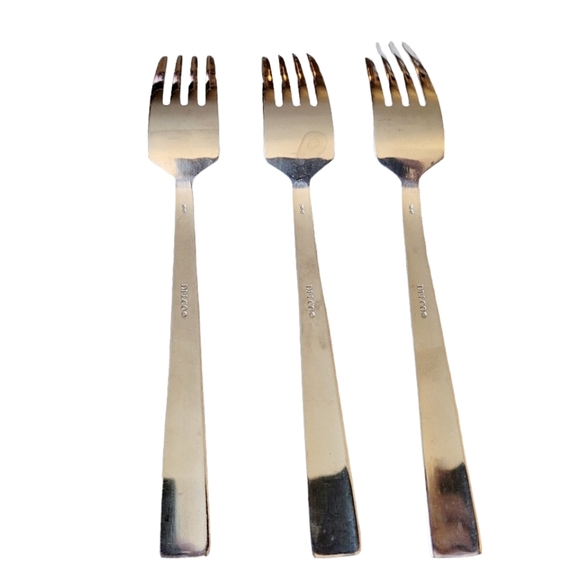 Delco Vintage Flatare Set of 3 Dinner Fork and One Dinner Knife - Picture 2 of 3